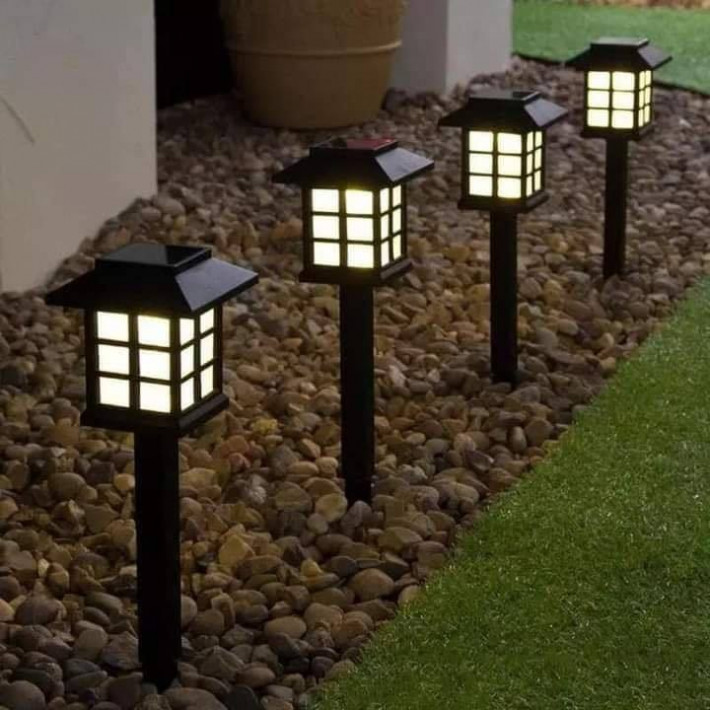 4 db Napelemes LED-es Leszúrható Kerti Lámpa x17