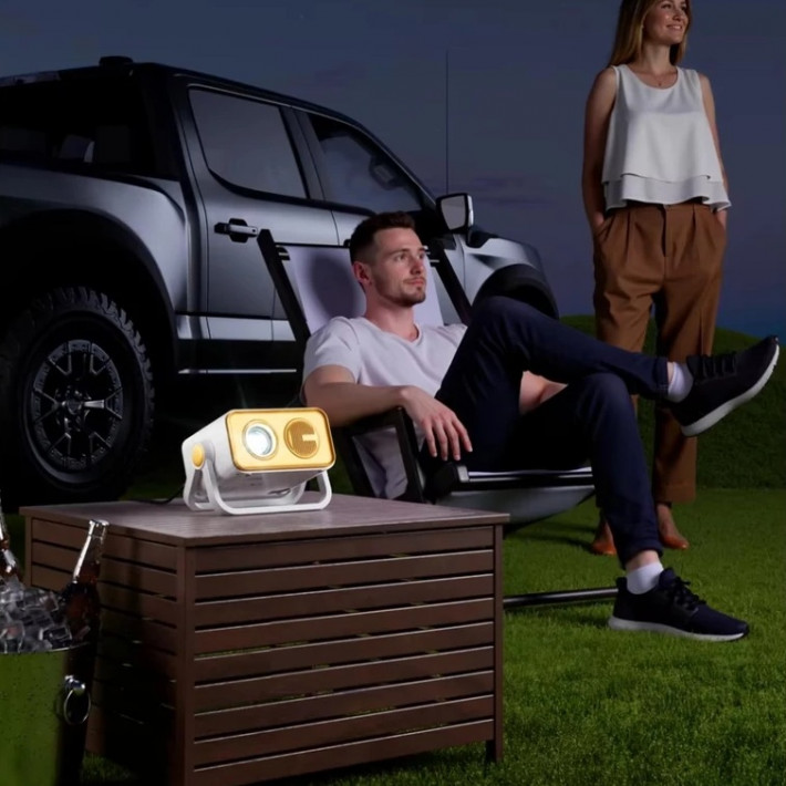 Hordozható Wifis Android 4K Projektor Sárga - Fehér